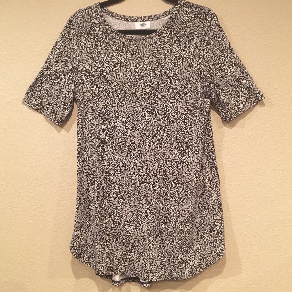Old Navy black and white Tunic, Medium